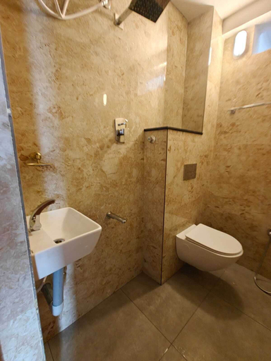 Bathroom 3, Grand Inn, Tiruvannamalai