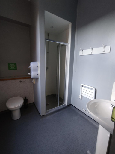 Bathroom 4, Kington Accommodation, Herefordshire