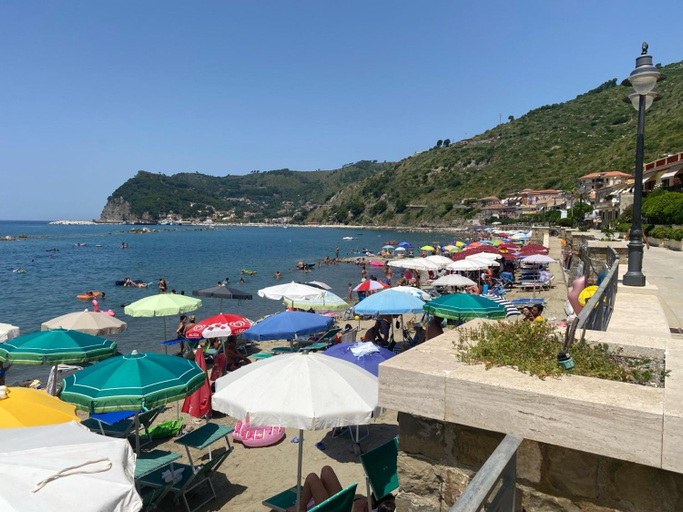 Others 5, Casa Vacanze Posidonia, Salerno