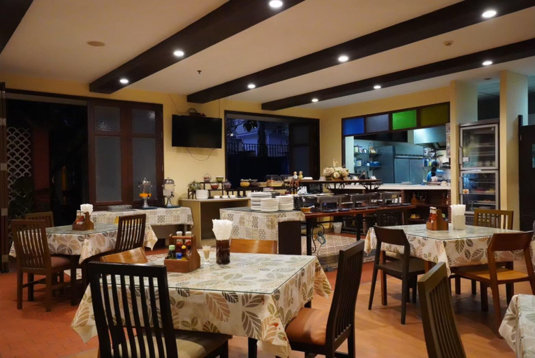 Food & Drinks 5, Baan Khun Nine, Pattaya