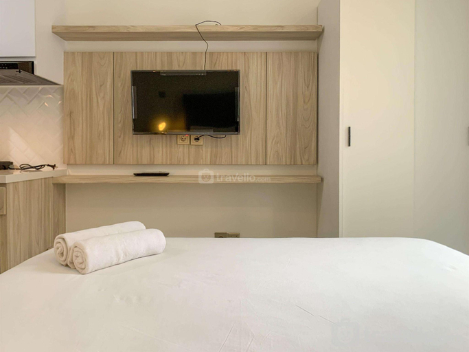 Bedroom 2, Elegant Studio at Transpark Cibubur By Travelio, Depok