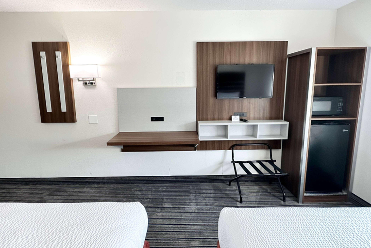 Bedroom 3, Ramada by Wyndham Lithia Springs Atlanta, Douglas