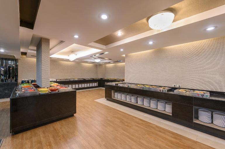Food & Drinks 5, Ease Jomtien Pattaya Hotel, Pattaya