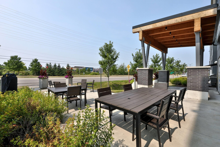 Food & Drinks 5, Microtel Inn & Suites by Wyndham Kanata Ottawa West, Ottawa