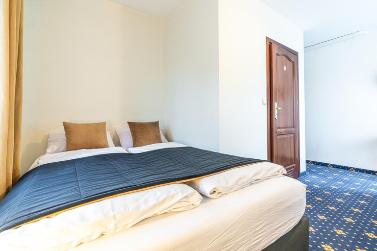 Others 3, Dunajecki Dworek, Tatra