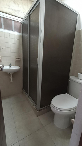 Bathroom 3, Hotel Tropical, Progreso