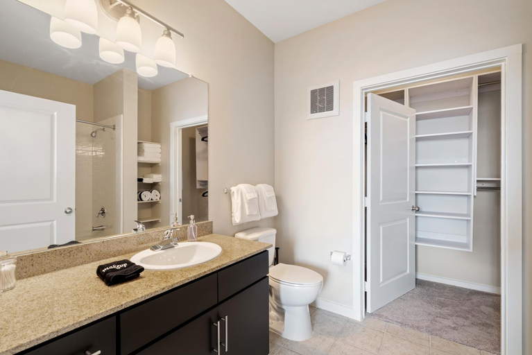 Bathroom 4, Kasa Highland Park Dallas, Dallas