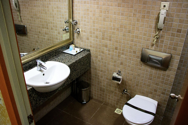 Bathroom 4, Burcman Hotel, Yıldırım