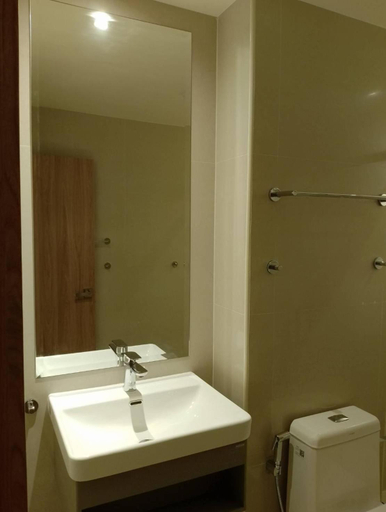 Bathroom, Westerly Hill Guest House, Pattaya