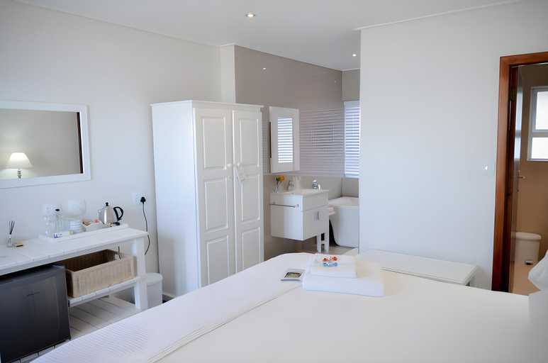 Bedroom 3, Sea Paradise Hotel Sattahip, Sattahip