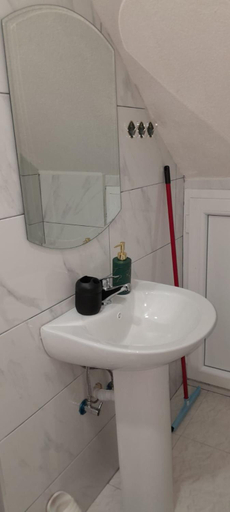 Bathroom 4, Ad House, Prizren