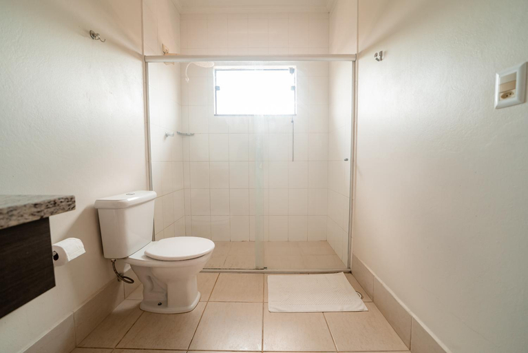 Bathroom 4, Hotel Joli, Pariquera-Açu