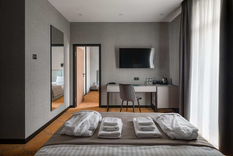Bedroom 3, Hotel Raymond, Drohobyts'ka