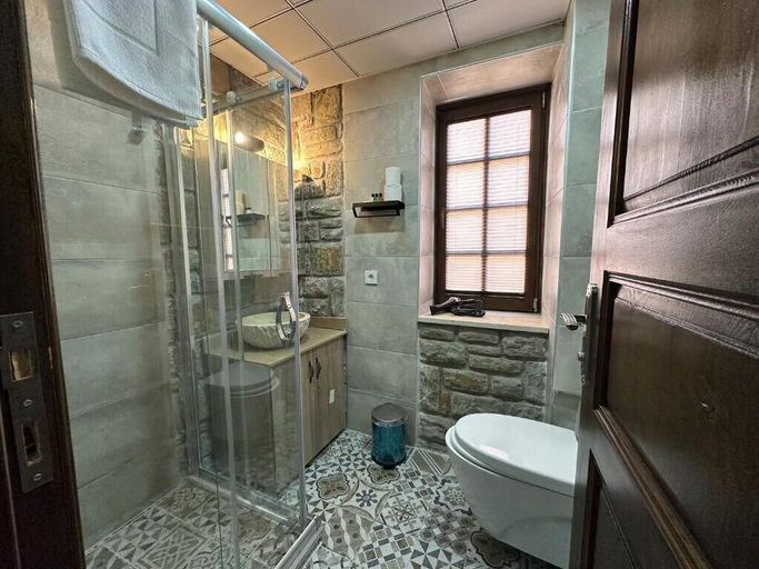 Bathroom, İlia Konak, Eceabat