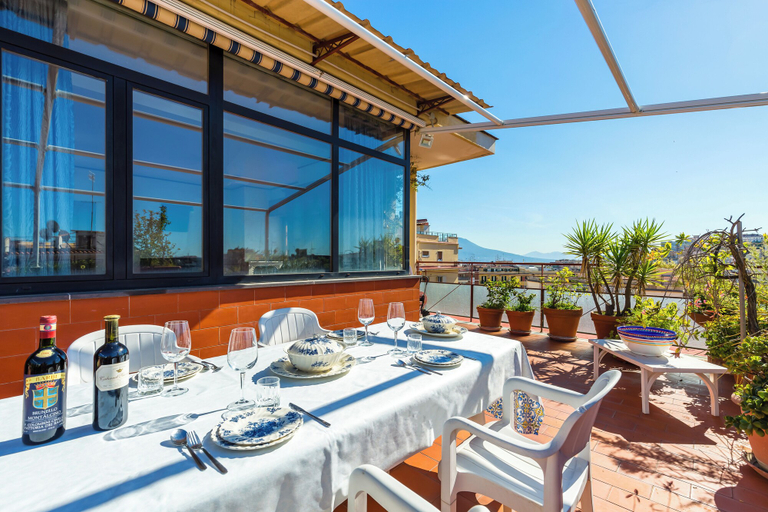 Food & Drinks 5, Terrazza 30 by Napoliapartments, Napoli