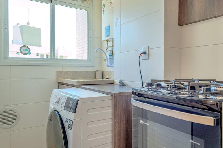 Room 5, Apartamento Completo em Trindade Perto da Ufsc, Florianopolis