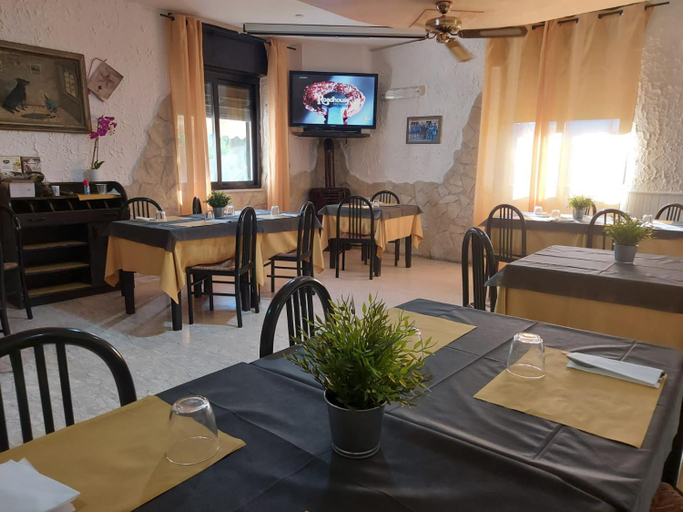 Food & Drinks 4, Albergo Ristorante Bar Pizzeria La Lanterna, Latina