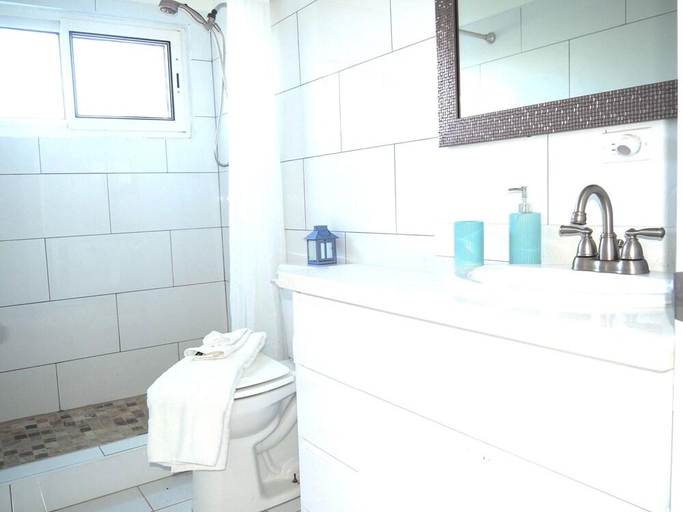 Bathroom 3, Coralito Bay Suites and Villas