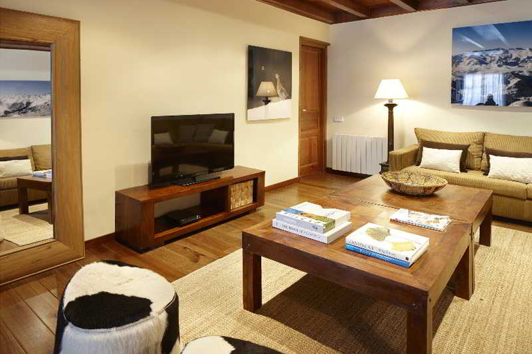 Bedroom 2, Val de Ruda Apts, Lleida
