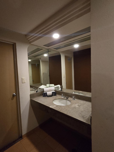 Bathroom 4, Hotel & Villas Gran Vía, Tultitlán, Tultitlán