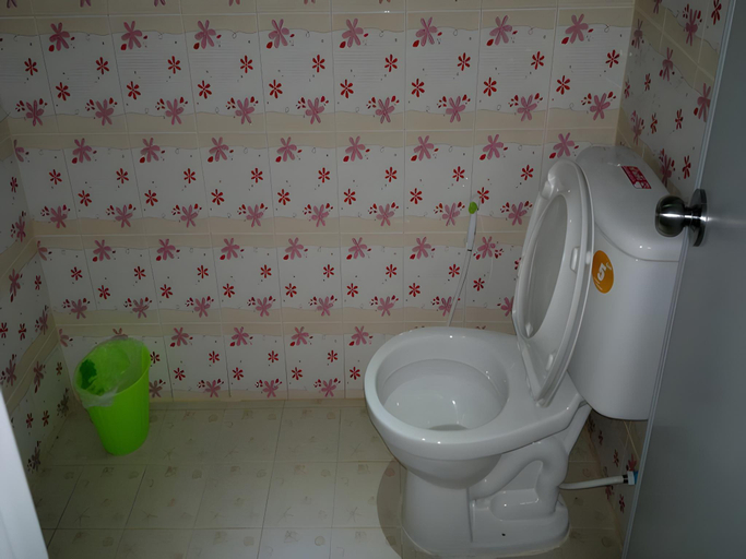 Bathroom 3, Wattana Hill Resort , Sattahip