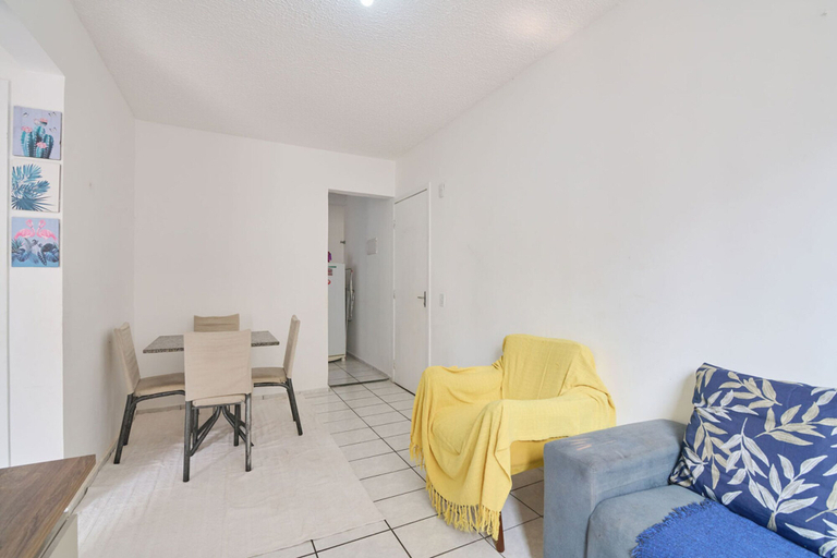 Room 5, Flat Confort vel com Wi-fi em Santa Cruz RJ, Rio de Janeiro