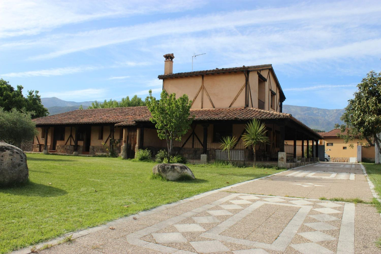 Exterior & Views 1, La Muralla de Gredos Hotel Rural, Cáceres