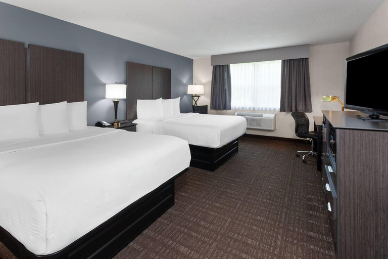 Bedroom 4, Baymont by Wyndham Chester IL, Randolph