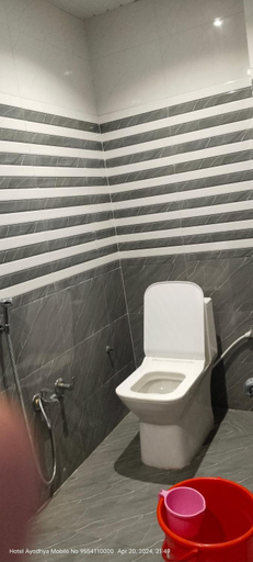 Bathroom 2, Hotel Ayodhya Inn, Faizabad