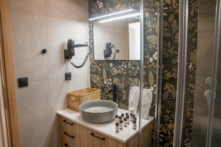 3, Oreades Parthenon Suites, Attica