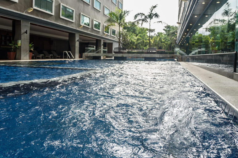 Sport & Beauty 2, Ease Jomtien Pattaya Hotel, Pattaya