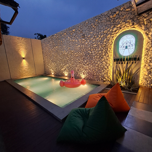 Sport & Beauty 2, Singgamira Vacation Homestay with Private Pool, Sleman