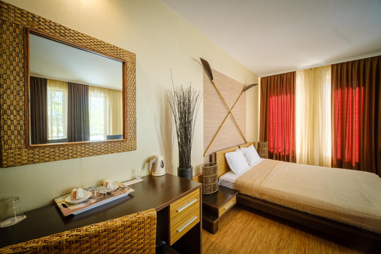 Bedroom 2, Family hotel Classic, Varna