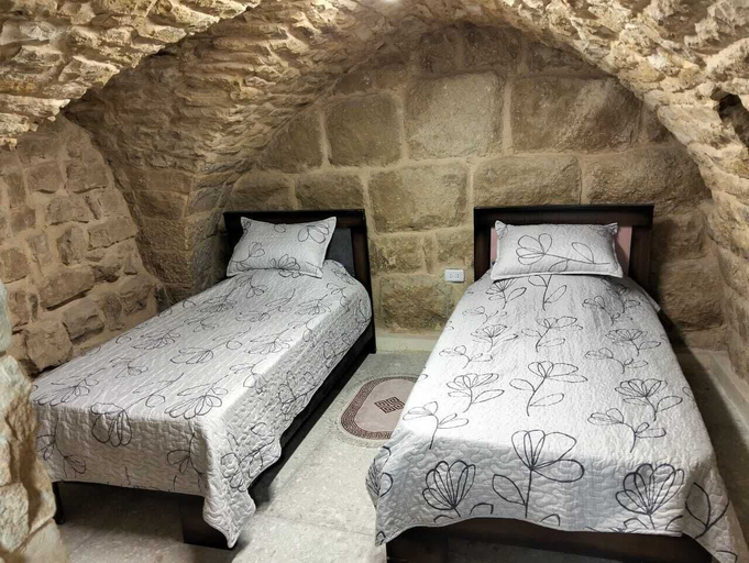 Bedroom 4, Chill Inn by Hansa, Aley