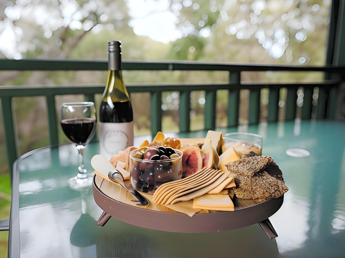 Food & Drinks 5, Yallingup Forest Resort, Busselton