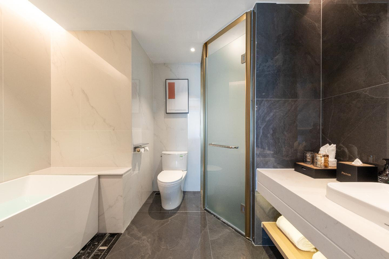 Bathroom 4, Poltton International Service Apartment Jiangmen Pengjiang Administrative Service Center, Jiangmen