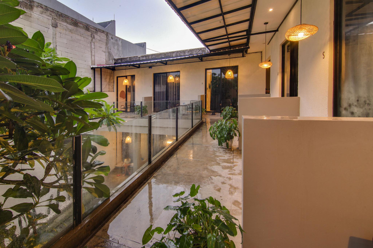 Exterior & Views, Escotel Casa De Luga, Jakarta Selatan