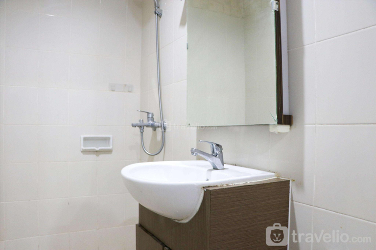 Bathroom 4, Comfort 1BR Cervino Village Casablanca By Travelio, Jakarta Selatan