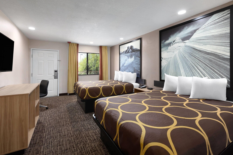 Bedroom 3, Super 8 by Wyndham Tucson/Grant Road Area AZ, Pima