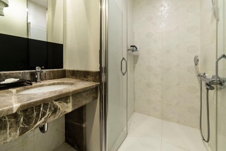 Bathroom 4, Royal Capital Hotel Cekirge, Yıldırım