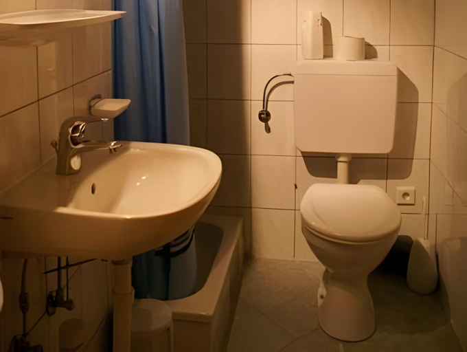 Bathroom 2, Haus Gisela, Imst