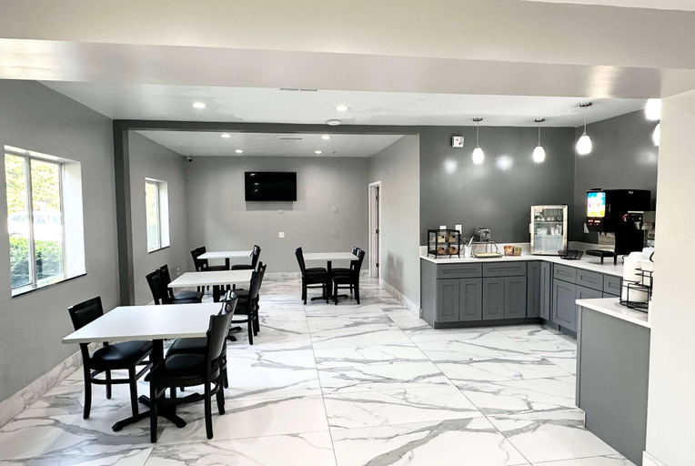 Public Area 2, Ramada by Wyndham Lithia Springs Atlanta, Douglas