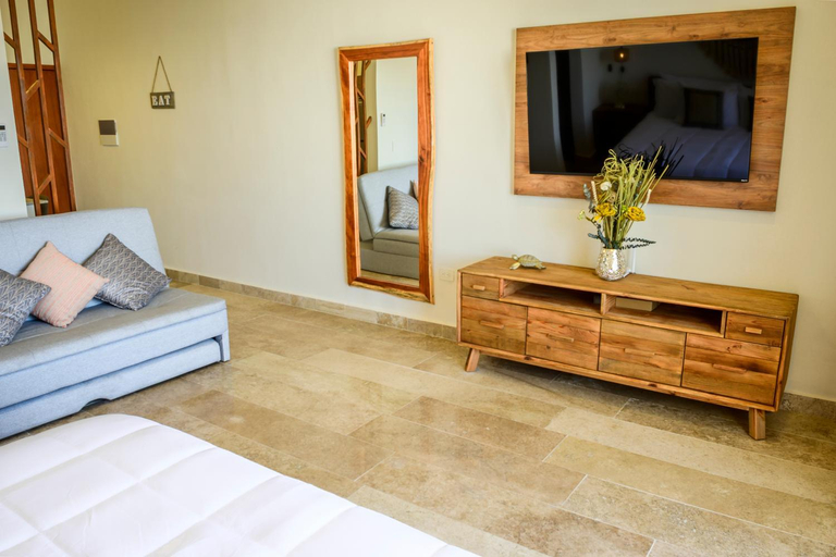 Others 3, NEW! Elegant & wonderful studios in excellent area By Yeah, Cozumel