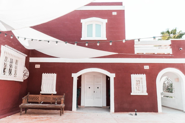 Exterior & Views 2, The Red Farm Relais & Spa