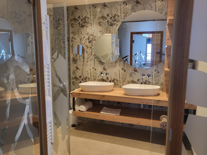 Bathroom 5, Feriendorf Ponyhof, Zell am See