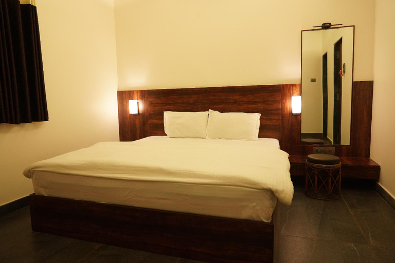 Bedroom 2, Red Roof Farmhouse, Ratnagiri