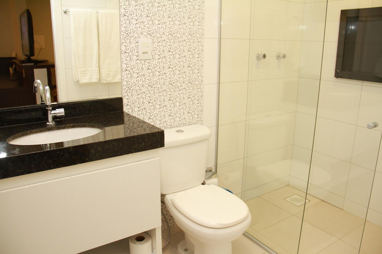 Bathroom 4, Residence Hotel Imperatriz, Imperatriz