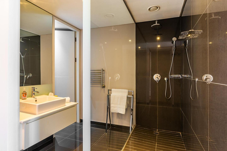 Others 5, Mirage Luxury by NIVAR, City of Cape Town