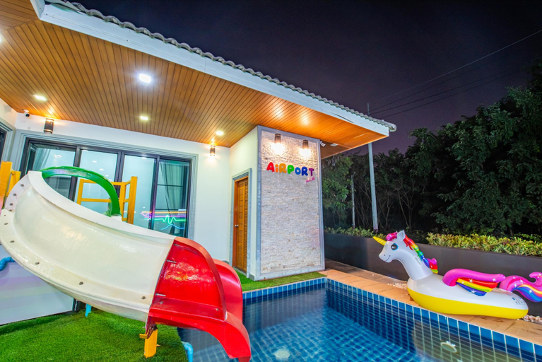 4, Airport Pool Villa Bang Saray, Sattahip