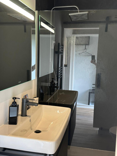 Bathroom 2, STADE LAND GOLF HOTEL & Tiny Houses, Stade
